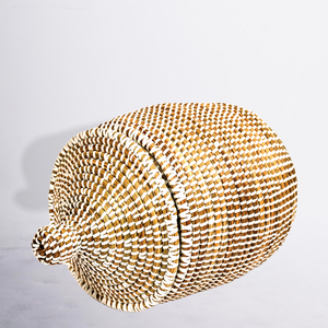 THE DIAMOND POT